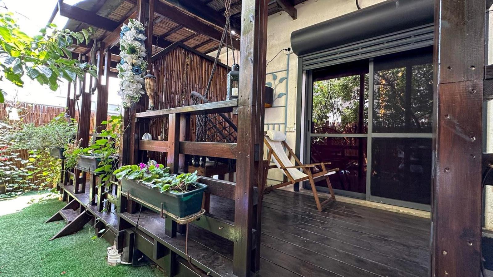 哈代拉Ahuzat Shaul Seaside住宿加早餐旅馆 外观 照片